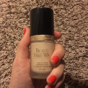Too Faced Born This Way Foundation